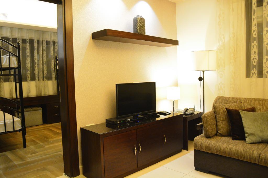 Nadine Hotel Suites Amman Exterior foto