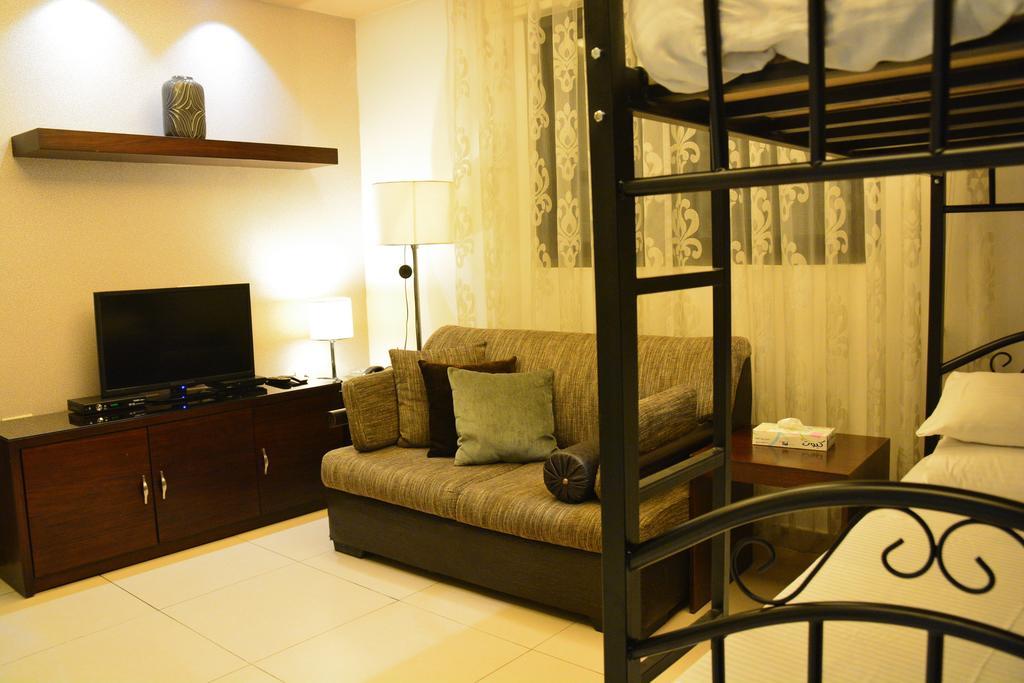 Nadine Hotel Suites Amman Exterior foto