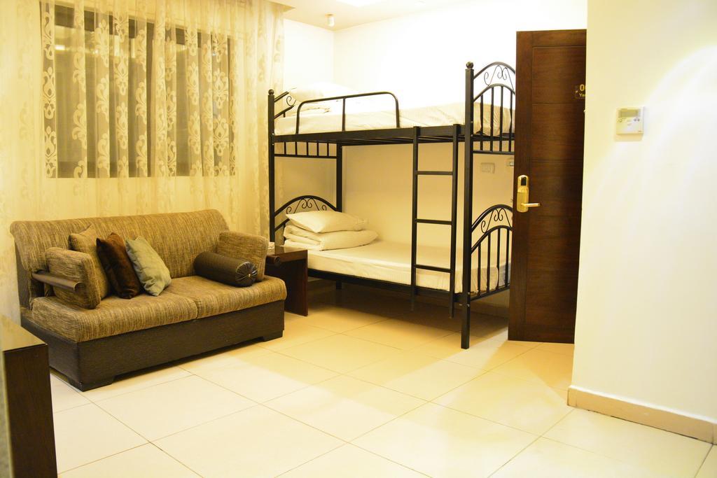 Nadine Hotel Suites Amman Exterior foto