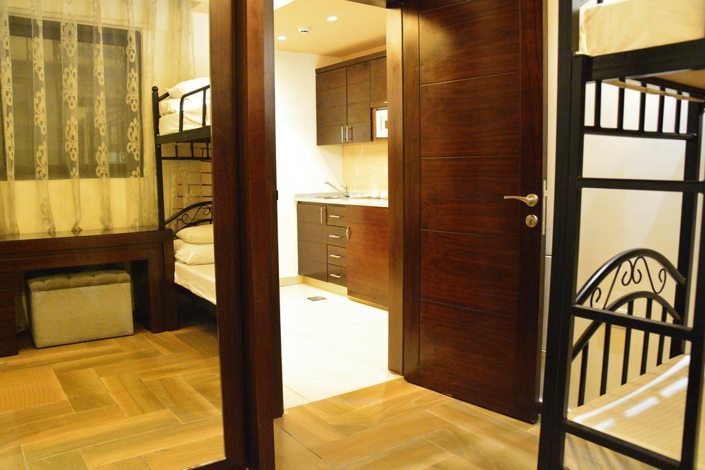 Nadine Hotel Suites Amman Exterior foto