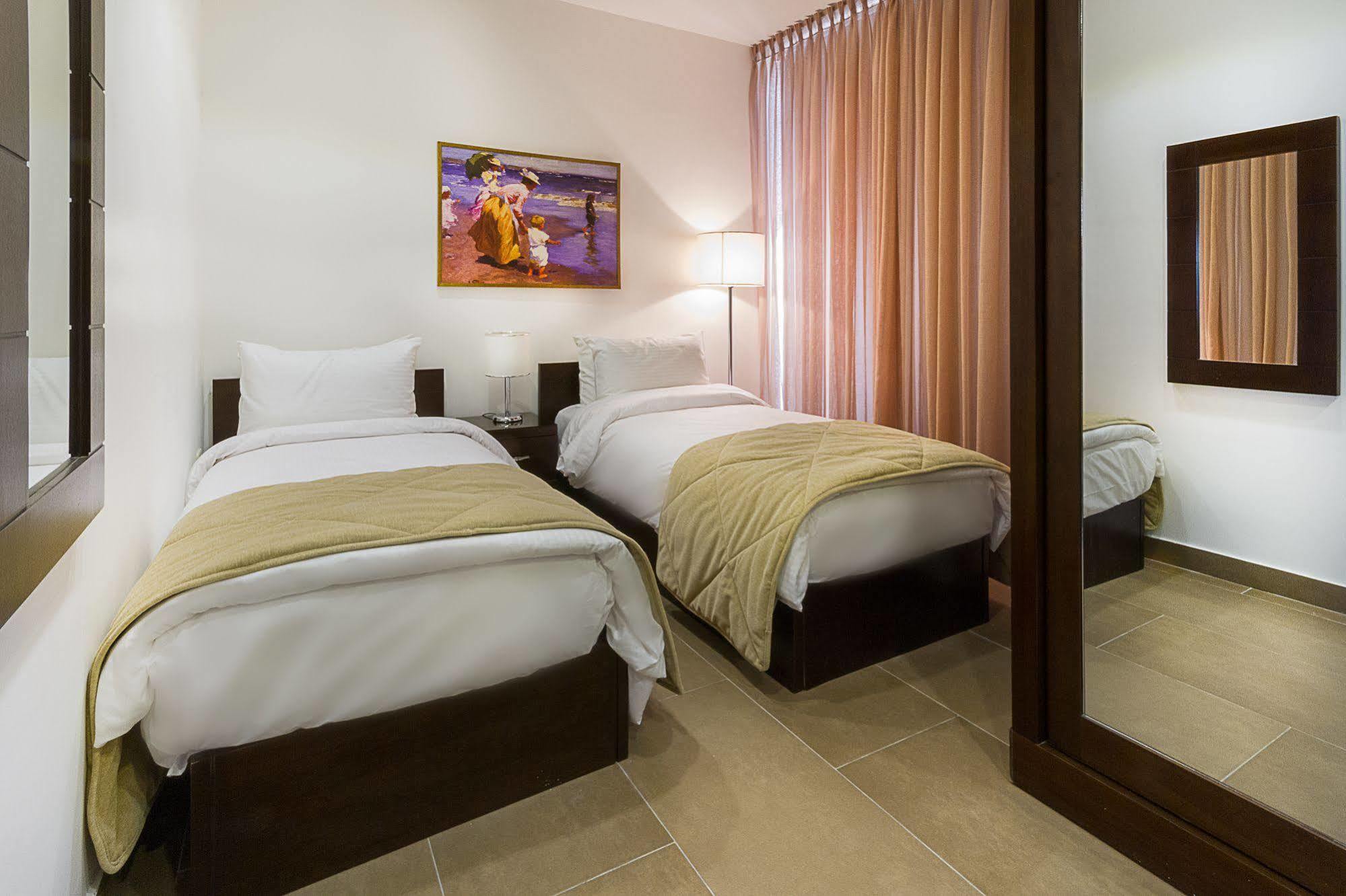 Nadine Hotel Suites Amman Exterior foto